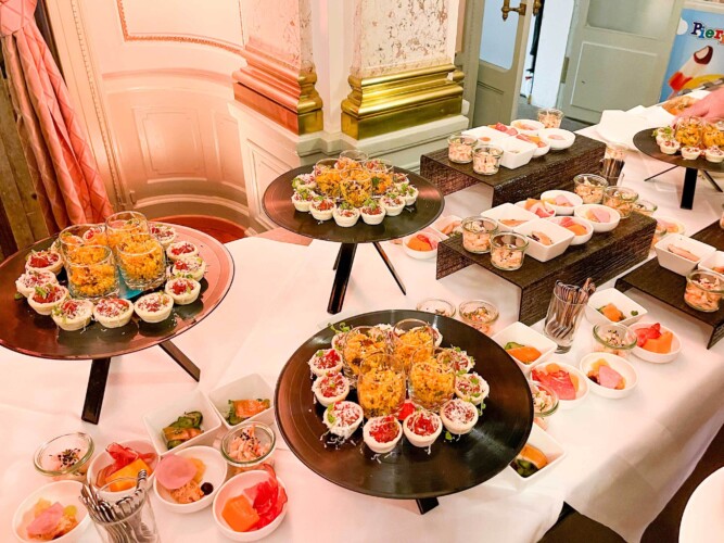 Buffet & Concert